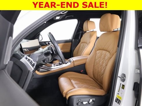 Used 2023 BMW X7 xDrive40i w/ Executive Package image 22