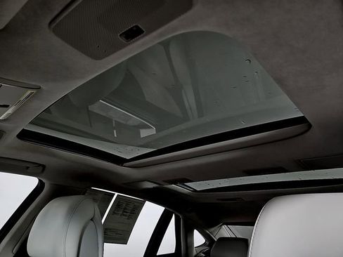 Used 2021 Lexus LS 500 AWD image 17