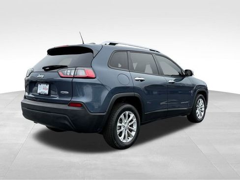Used 2020 Jeep Cherokee Latitude w/ Cold Weather Group image 3