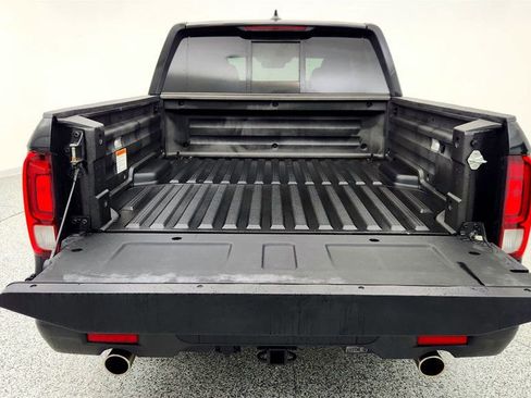 Used 2022 Honda Ridgeline Black Edition image 22