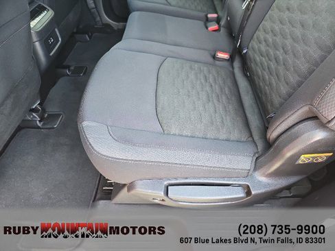 Used 2024 Nissan Pathfinder SV w/ Cargo Package image 24