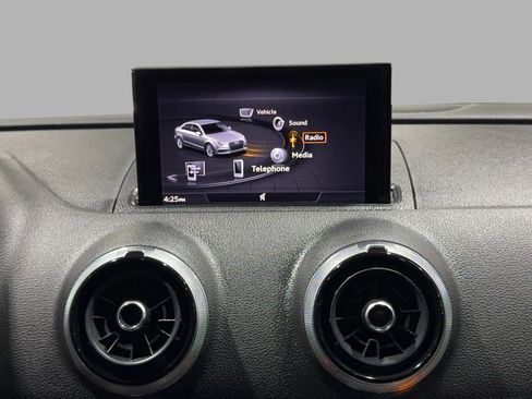 Used 2019 Audi A3 2.0T Premium image 34