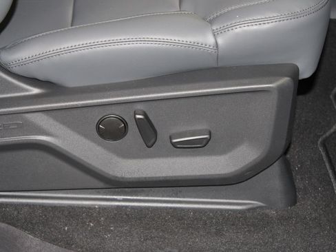 New 2026 Ford Expedition Active RWD image 29
