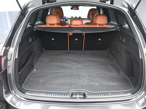 Used 2025 Mercedes-Benz GLC 300 image 22