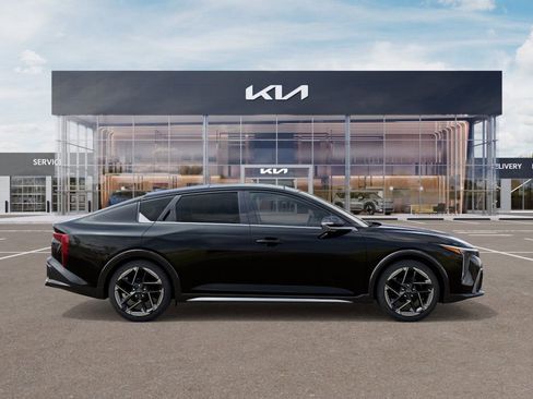 New 2026 Kia K4 GT-Line image 7