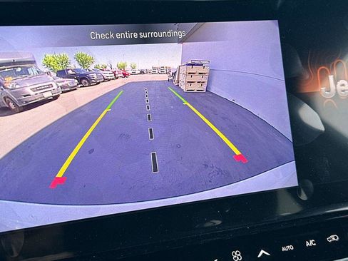 New 2026 Jeep Grand Cherokee Altitude image 19