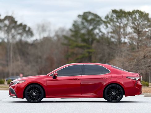 Used 2021 Toyota Camry XSE w/ Navigation Package image 8