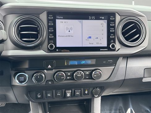 Used 2021 Toyota Tacoma TRD Sport w/ Technology Package image 7