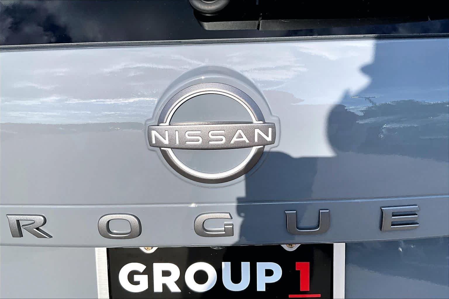 New 2027 Nissan Rogue SV FWD image 15