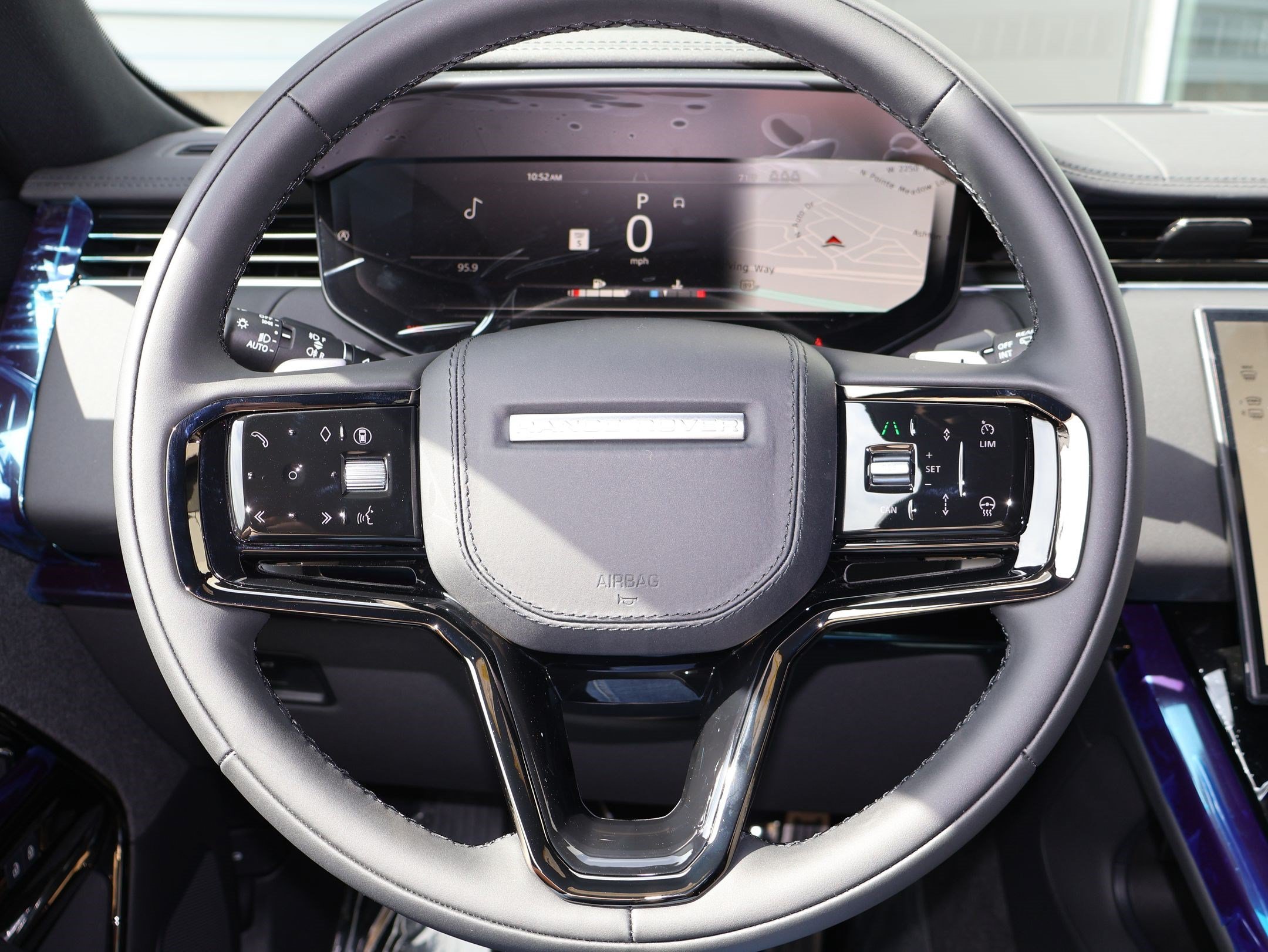 New 2026 Land Rover Range Rover Sport Dynamic SE AWD/4WD image 13