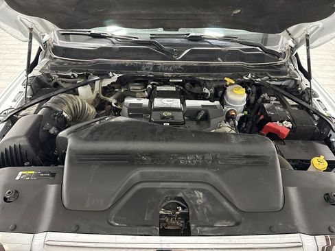 Used 2024 RAM 3500 SLT w/ Quick Order Package 2YG SLT image 31