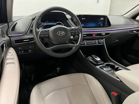 Used 2022 Hyundai Sonata Limited image 11
