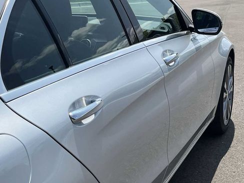 Used 2017 Mercedes-Benz C 300 4MATIC Sedan image 19