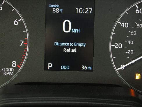 Used 2025 Toyota Corolla LE FWD image 35