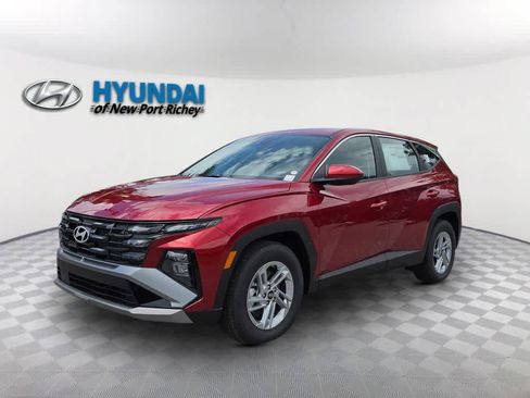 New 2026 Hyundai Tucson SE FWD image 1