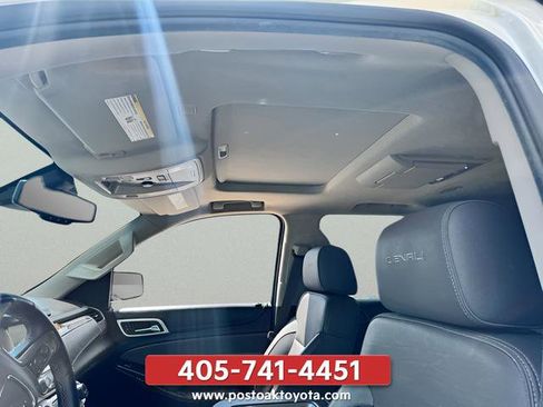 Used 2015 GMC Yukon Denali w/ Open Road Package RWD image 3