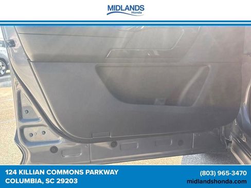 Used 2025 Nissan Pathfinder S FWD image 23