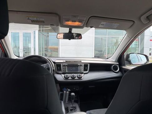 Used 2015 Toyota RAV4 LE image 5