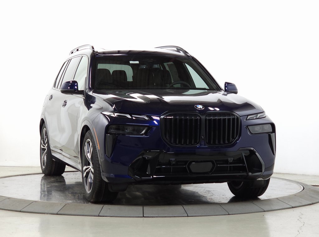 Used 2026 BMW X7 xDrive40i w/ M Sport Package AWD/4WD image 1