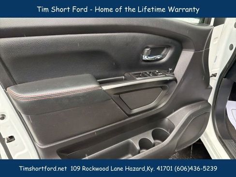 Used 2021 Nissan Titan PRO-4X image 10