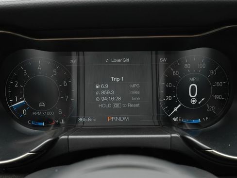 Used 2021 Ford Mustang Shelby GT500 w/ Carbon Fiber Track Pack image 14