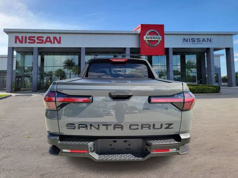Used 2025 Hyundai Santa Cruz SEL FWD image 3