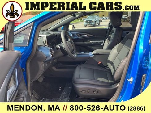 New 2026 Chevrolet Equinox EV LT image 24