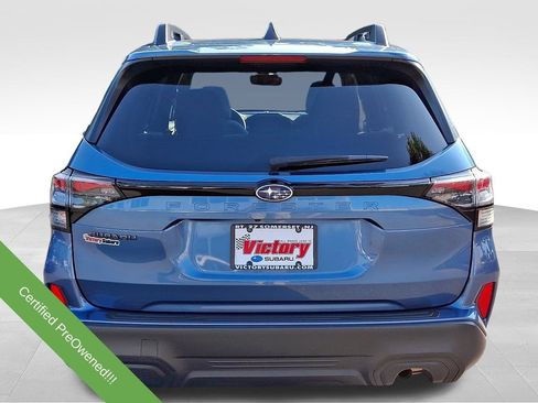 Used 2025 Subaru Forester Premium AWD/4WD image 5