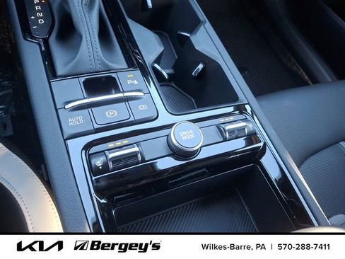 Certified 2025 Kia K5 GT-Line w/ GT-Line Premium Package FWD image 22