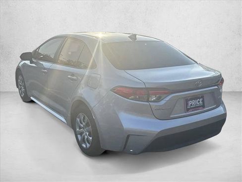 Used 2023 Toyota Corolla LE FWD image 11