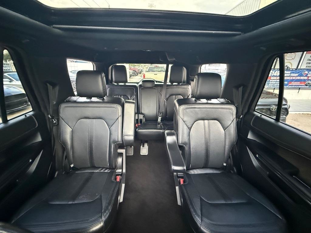 Used 2019 Ford Expedition Limited AWD/4WD image 18