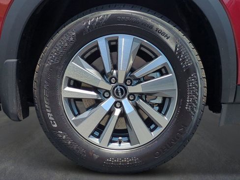New 2026 Nissan Pathfinder SL FWD image 9