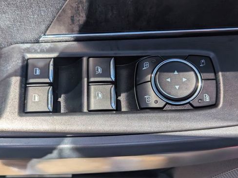 Used 2022 Ford F150 Lariat w/ Max Trailer Tow Package image 16