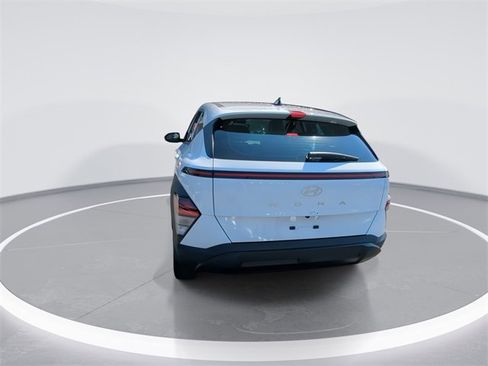 New 2026 Hyundai Kona SE image 7