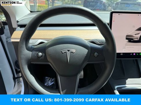 Used 2023 Tesla Model Y Performance AWD/4WD image 16