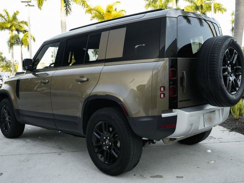 Used 2025 Land Rover Defender 110 S image 6