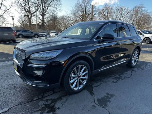 Certified 2022 Lincoln Corsair AWD w/ Premium Package image 9