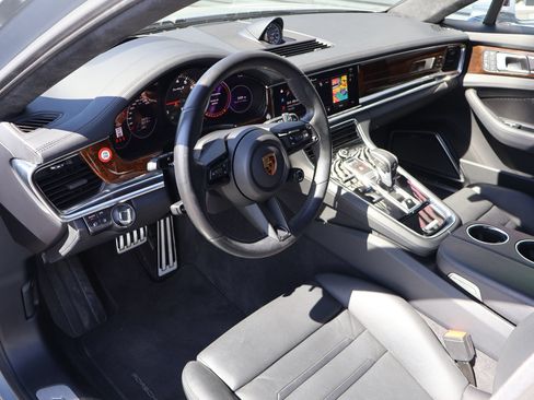Certified 2022 Porsche Panamera Turbo S AWD/4WD image 4