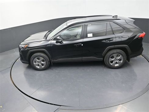 New 2025 Toyota RAV4 XLE image 22