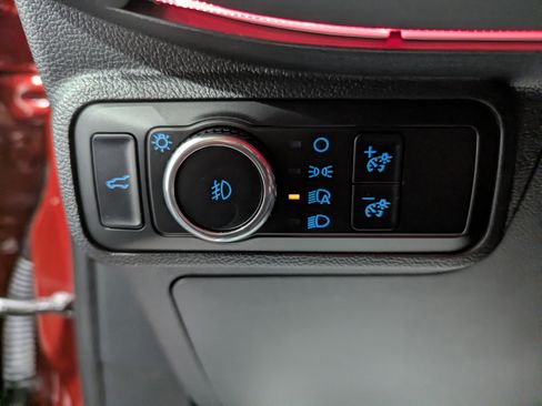 Used 2025 Ford Explorer ST-Line w/ Premium Package image 17