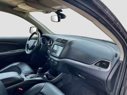 Used 2019 Dodge Journey Crossroad AWD/4WD image 29