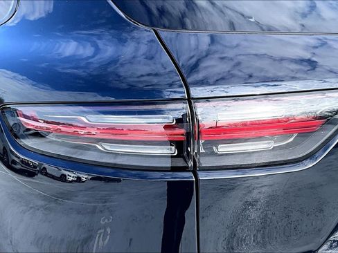 Used 2022 Porsche Cayenne S image 28