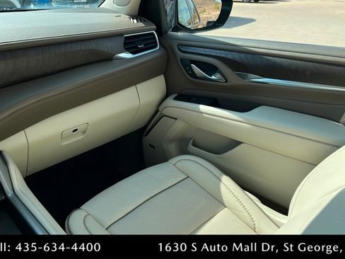 Used 2023 GMC Yukon Denali AWD/4WD image 10