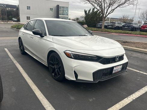 Used 2025 Honda Civic Sport image 1