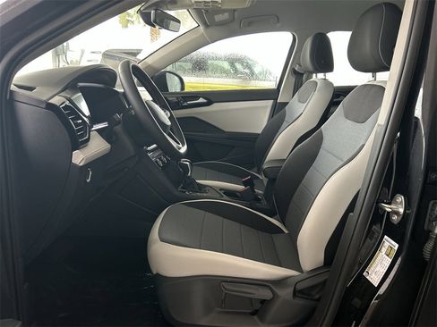 New 2026 Volkswagen Taos S image 10