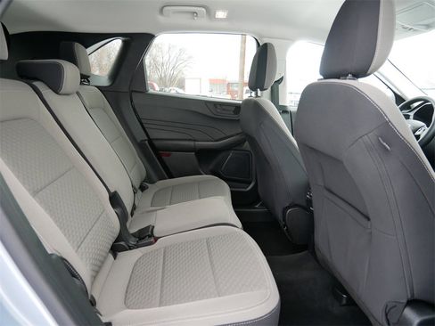 Certified 2022 Ford Escape SE w/ Cold Weather Package image 9