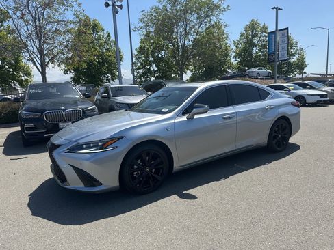 Used 2024 Lexus ES 300h F Sport w/ Accessory Package (Z2) FWD image 5