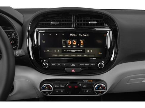 Used 2022 Kia Soul EX FWD image 13