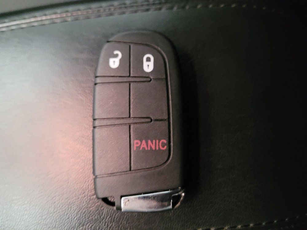 Used 2023 Jeep Compass Sport AWD/4WD image 32