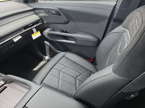 New 2027 Kia Telluride X-Line SX Prestige AWD/4WD image 16